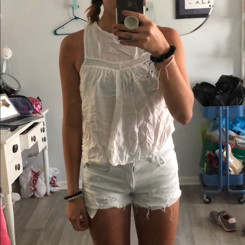 White lace tank